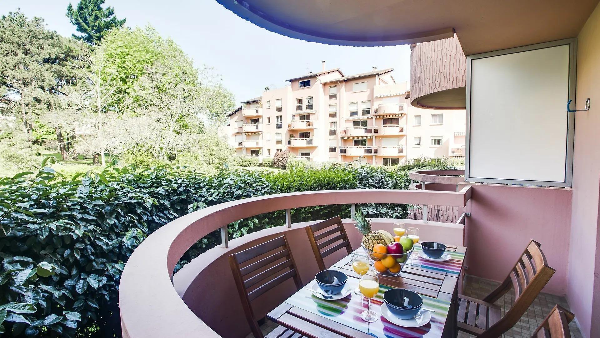 Le Super Prive: T2 Refait A Neuf Avec Parking Apartment Biarritz France